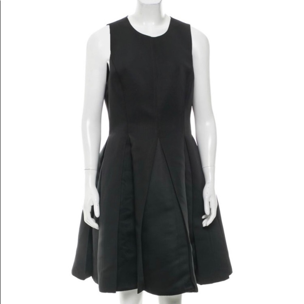SALE! Halston Heritage | Knee Length LBD